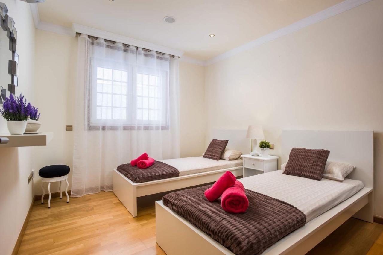 Villa Leonardo Dos By Villa Plus ปัวร์โตเดซานตีอาโก ภายนอก รูปภาพ